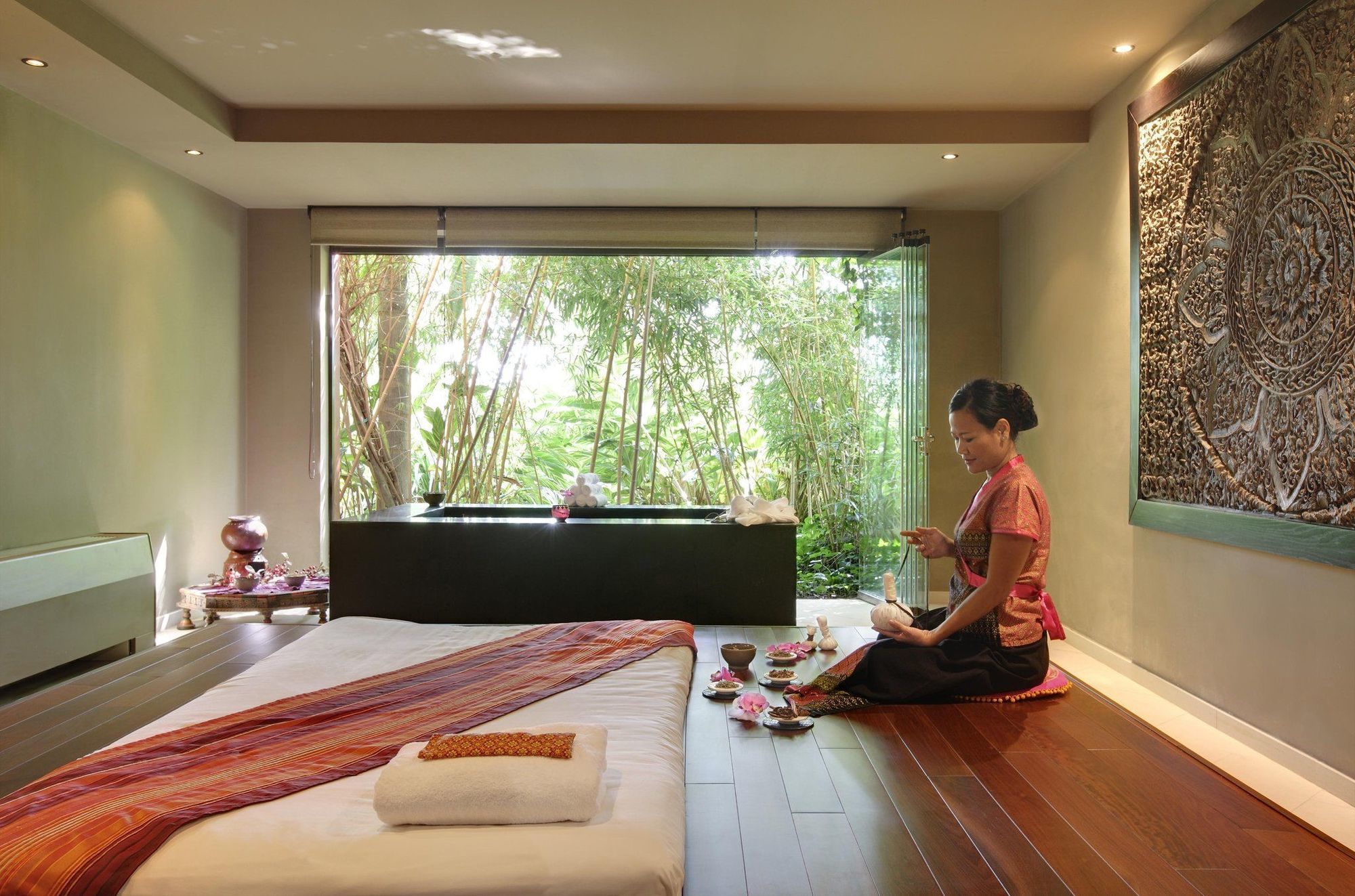 아시아 가든 호텔 앤 타이 스파, 어 로얄 하이드어웨이 호텔 피네스트라트 객실 사진 A spa in Thailand