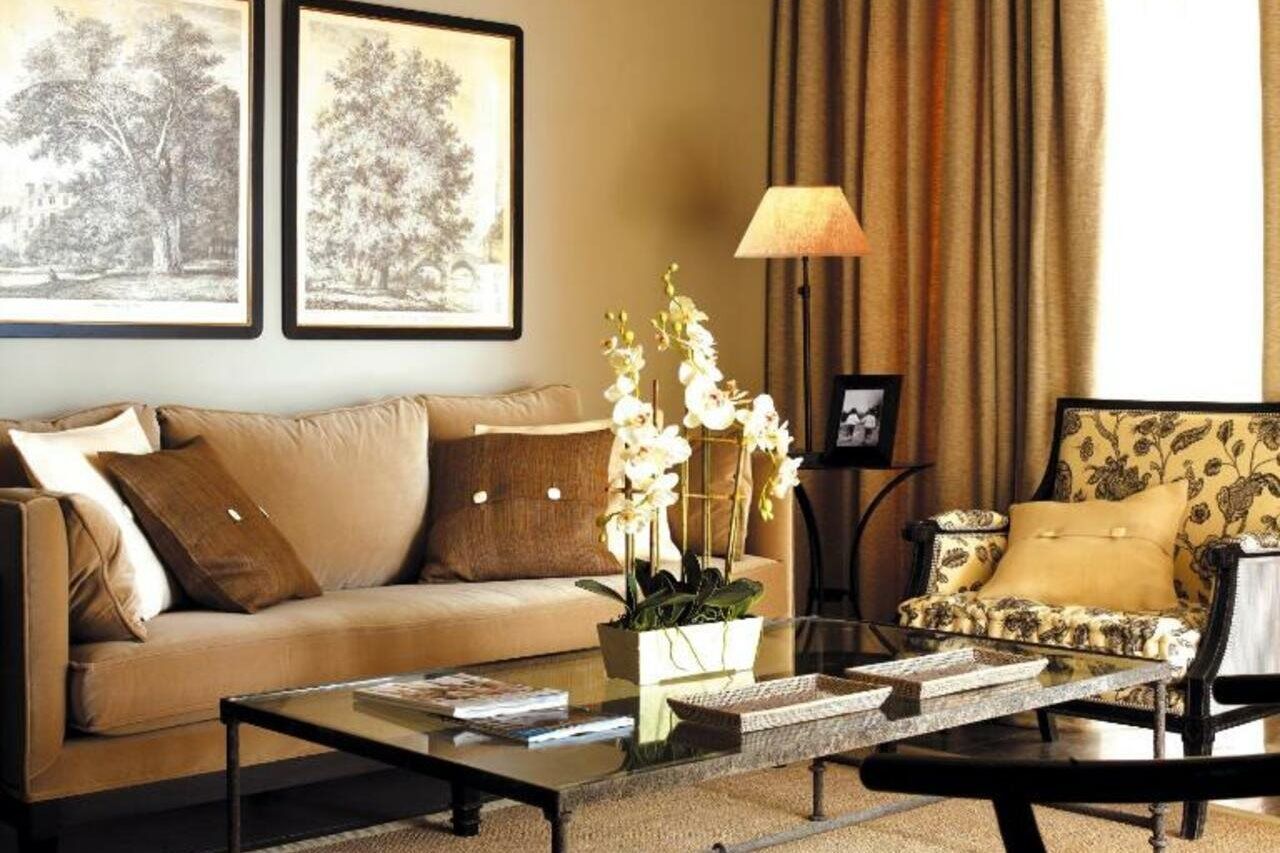 아시아 가든 호텔 앤 타이 스파, 어 로얄 하이드어웨이 호텔 피네스트라트 외부 사진 A living room